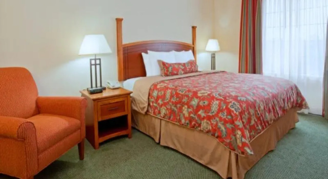 Двухместный люкс c 1 комнатой Staybridge Suites Houston NW/Willowbrook