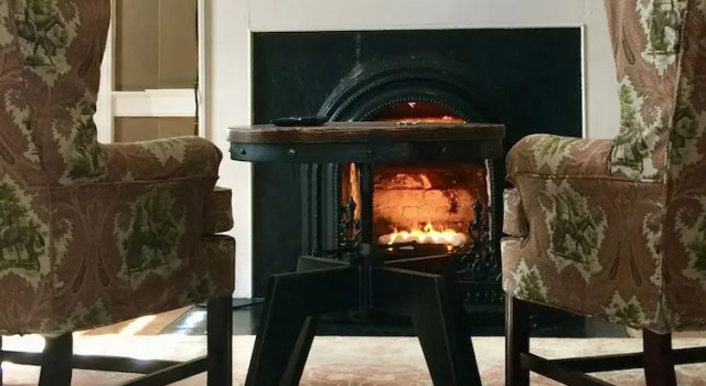 Люкс Charred Oaks Inn