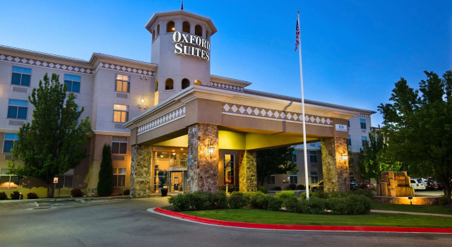 Oxford Suites Boise
