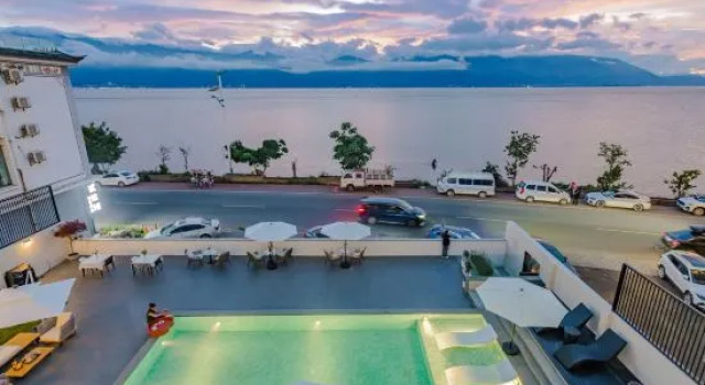 Dali Jingyue Meiji Seaview Homestay, Reservar Hotel Hotéis em Dali com estacionamento, Estacionamento