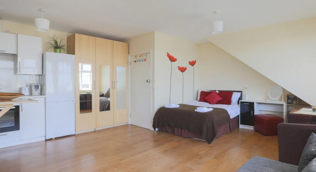 Beautiful Studio Flat in Harrow 42c, Забронировать Отель Отели Англии 3 звезды, 3*