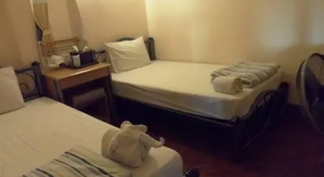 Huen Panicha Guesthouse