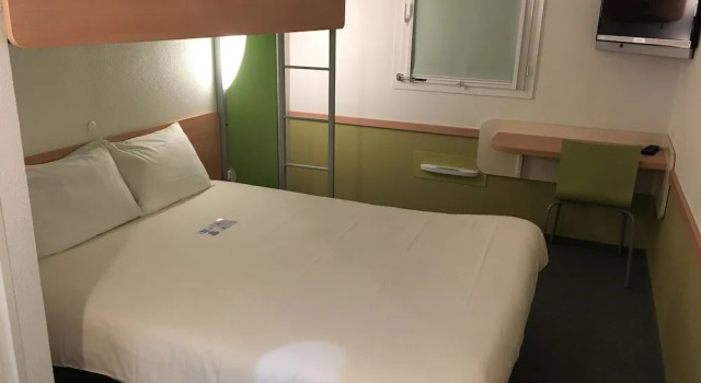 Номер Standard Ibis Budget Ancenis
