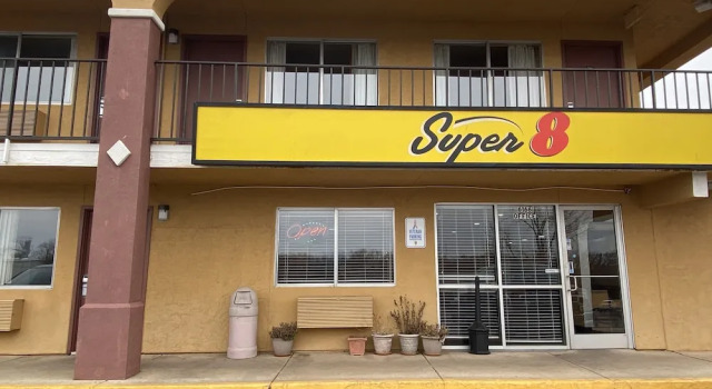 Super 8 Oklahoma City East - Midwest City, Rezerwuj Hotel Oklahoma City Oklahoma