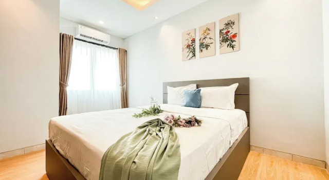 Neutral Cozy Stay Studio Apartment At Margonda Residence 1