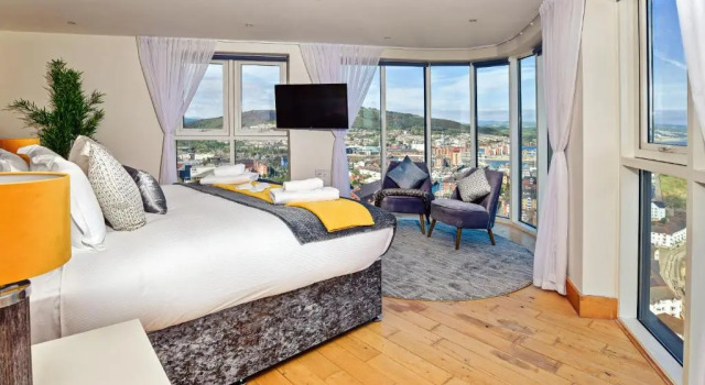 Апартаменты Impressive Beach View Penthouse