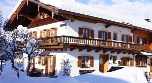 Gästehaus Gschwendtner - Chiemgau Karte, Book Hotel Inzell Chiemgau