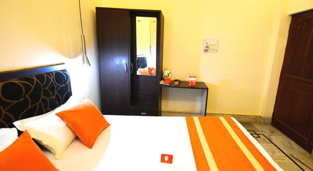 Ganges Inn