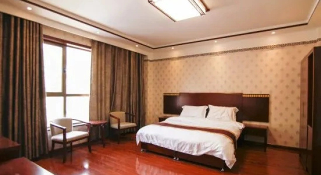 Suite Business Qin Rong Hotel