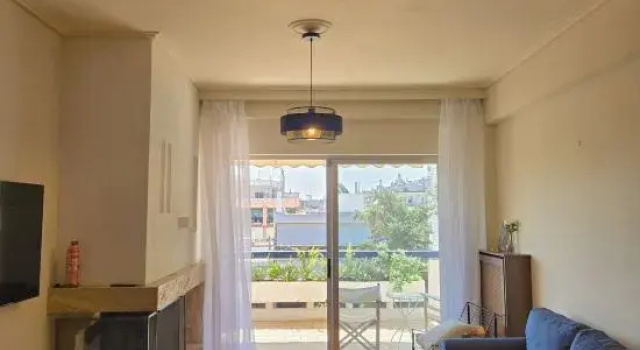 Spacious 3BR Apt w/ Large Balcony|Near Metro & ACS, Забронировать Отель Халандри Афины, рядом с Станция метро Halandri