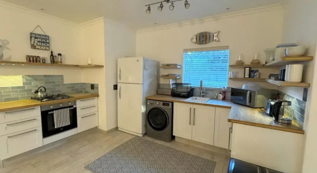 Tranquil Cottage Retreat - Malanshof, Randburg, Boek Vakantiehuis Randburg 