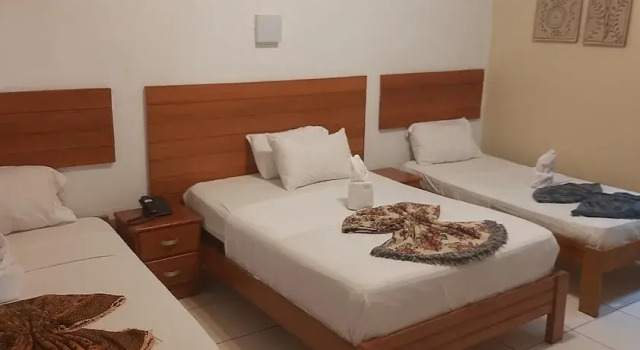 Трёхместный номер Standard Curuhuinsi Lodge