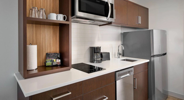 Четырёхместная студия TownePlace Suites by Marriott Edmonton Sherwood Park