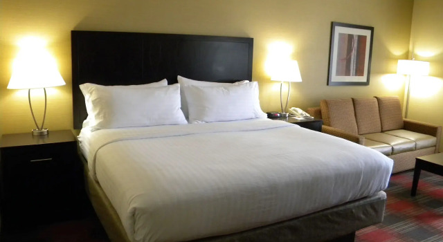 Holiday Inn Express Hotel & Suites Bowling Green by IHG
