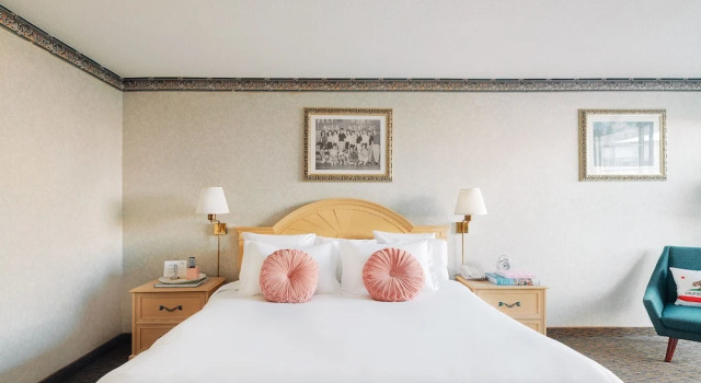 Номер Pet Friendly Glendale Express Hotel Los Angeles