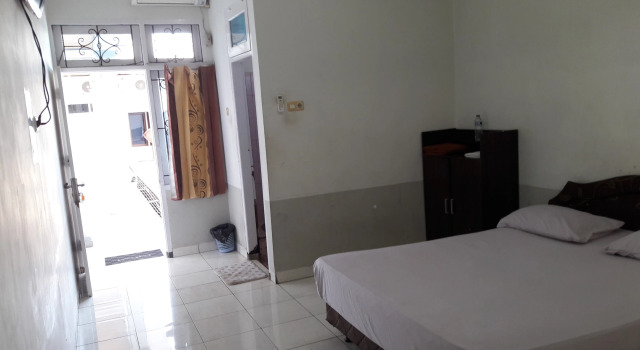 Wisma Lanraki, Prenota Affittacamere Hotel a Sulawesi con parcheggio, Parcheggio