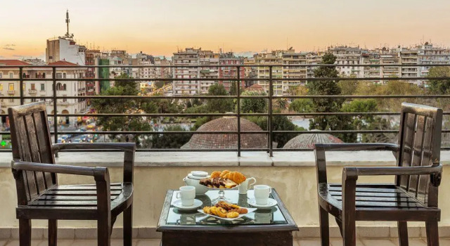 Полулюкс с видом на город Egnatia Palace Hotel & Spa