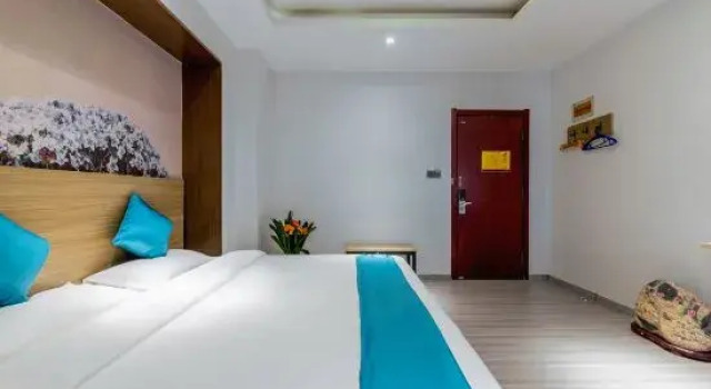 Half acre  fangtang Hotel, Prenota Hotel Hotel a Zibo con parcheggio, Parcheggio