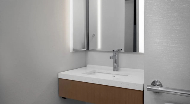 SpringHill Suites by Marriott New York Manhattan Times Square, Забронировать Отель Отели Нью-Йорка 3 звезды, рядом с Театр «Корт», 3*