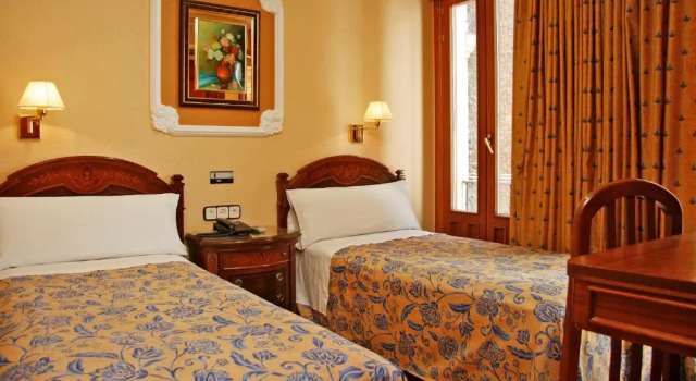 Двухместный номер Standard Hostal Victoria III