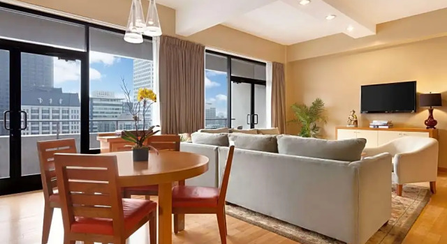 Двухместный люкс Premium floor c 1 комнатой Hilton San Francisco Financial District