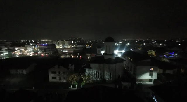 Sky Apartment, Rezerwuj Apartament Hotele w Chiajna z basenem, Basen