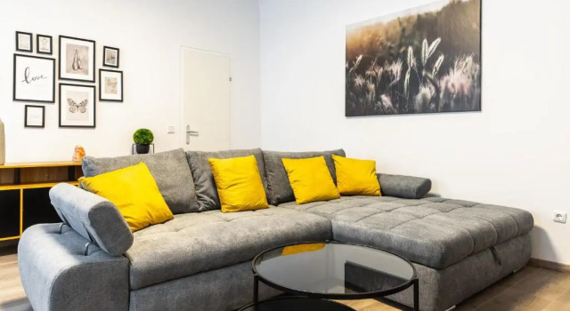 Апартаменты Modern and lovely apartment next to subway station