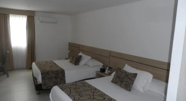 Номер Superior Hotel Arawak Plaza