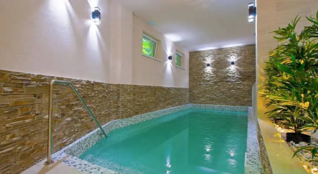 Orizont Cozia, Varaa Hotelli Caciulata 