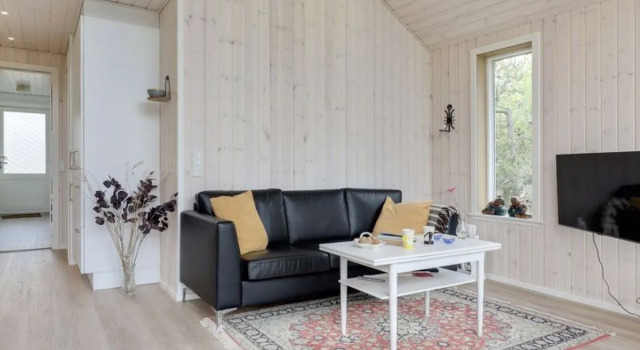 "Solveig" - 350m from the sea in Bornholm, Rezerwuj Hotel Hotele w Hovedstaden region z parkingiem, Parking