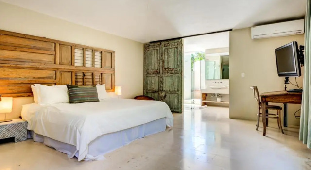 Puerto Aventuras Villa Sleeps 10 with Pool, Prenota Villa Hotel a Quintana Roo con parcheggio, Parcheggio