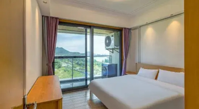 Люкс Sanya Lite Haizi Hotel