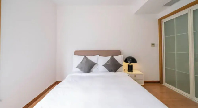 Tyms Gubei Elegant 3BR 2BA APT, Varaa Bed and Breakfast Changning 