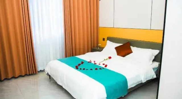 Pu 'er Thunder Hotel, Rezerwuj Hotel Pu'er Yunnan