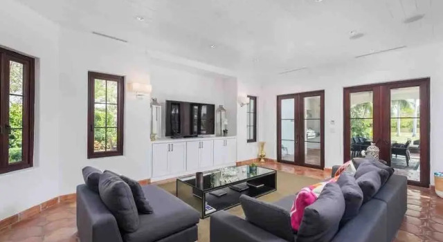 Villa Waterfront, Забронировать Вилла Отели Miami Metropolitan Area 3 звезды, 3*