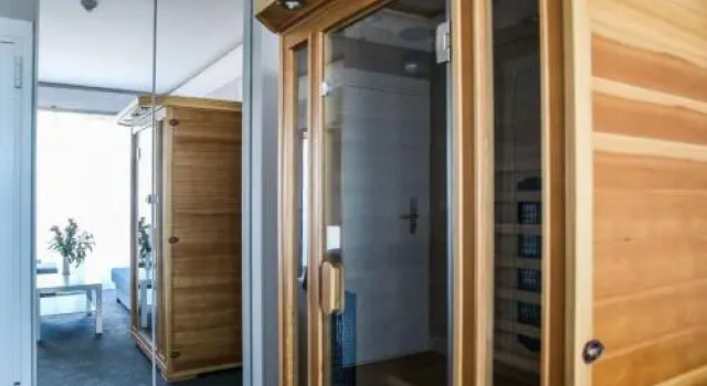 Mcka Zatoka Sztuki, Varaa Hotelli Górny Sopot 