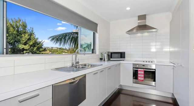 The Nautical Bach - Mangawhai Heads Holiday Home, Забронировать Отель Мангафаи Хедс Kaipara