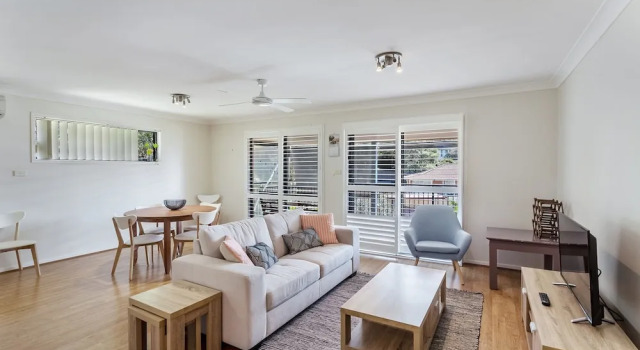 Navala Avenue, 6