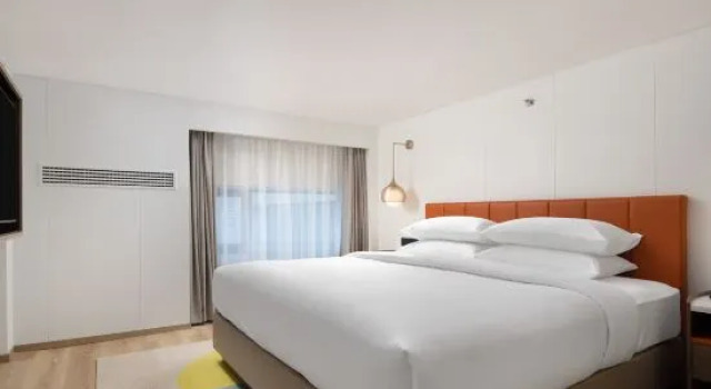 Капсула Дуплекс Home2 Suite by Hilton Chongqing South Bank