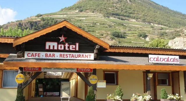 Motel-Restaurant 13 Etoiles, Забронировать Мотель Сен-Леонар Sion Ski
