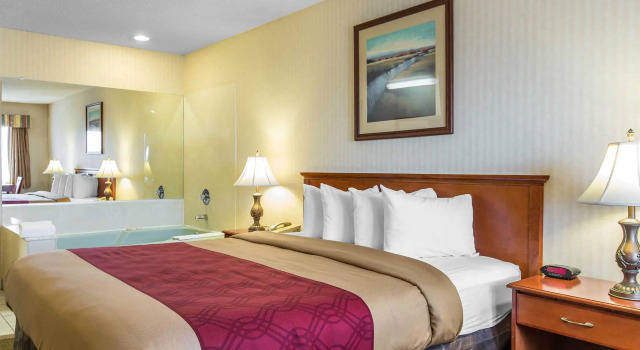 Номер Standard Econo Lodge Inn & Suites Riverside - Corona