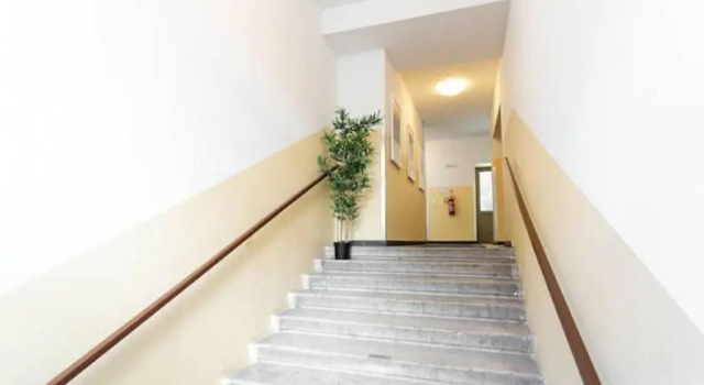 Penthouse near Schoenbrunn Amazing Terrace Apt.42, Rezerwuj Hotel Hotele w Wiedeń z parkingiem, Parking
