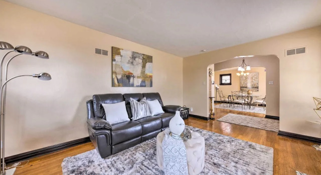 St Louis Vacation Rental 4 Mi to Airport!