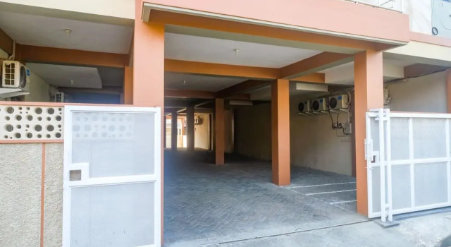 RedDoorz near Malang Creative Center, Prenota Hotel Malang East Java