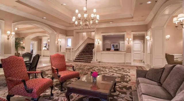 Номер Standard The Sutton Place Hotel Vancouver