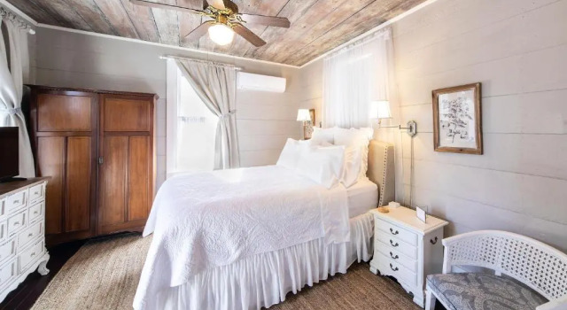 Двухместный номер Standard с балконом Katy House Bed and Breakfast