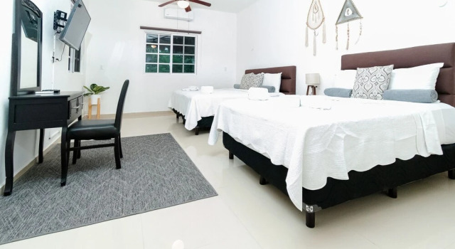 Casa Nino Holbox Villa, Book Hotel Hotels in Isla Holbox with Parking, Parking