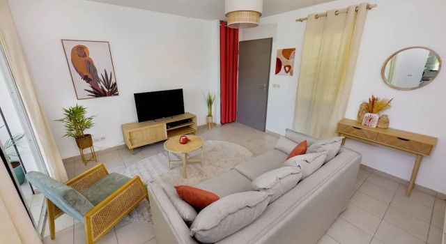 Cocon Dumyse, proche du Jardin botanique, Rezerwuj Apartament Hotele w Basse-Terre z parkingiem, Parking