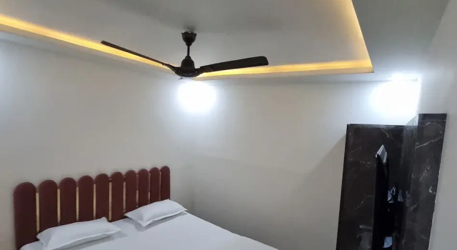 Номер Deluxe Ambika Hotels