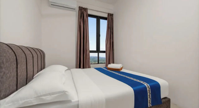 Апартаменты Superior с 4 комнатами с балконом и с видом на город KLIA Residensi---15minutes drive to KLIA